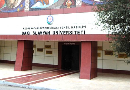 Çexiyalı alimlər Bakı Slavyan Universitetində