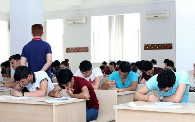 Bu gün 57 mindən çox şagird buraxılış imtahanında iştirak edəcək