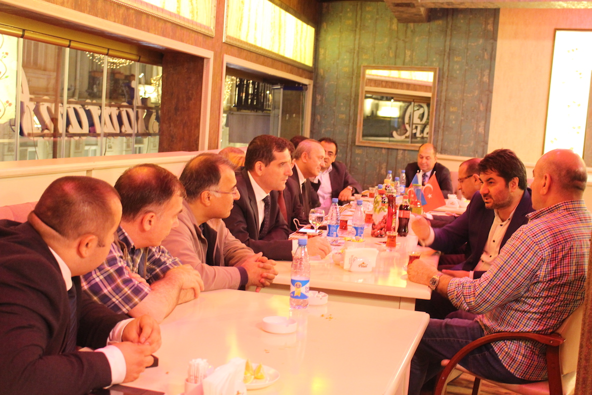 Azərbaycandakı türk iş adamları iftar süfrəsində bir araya gəldilər – FOTOLAR