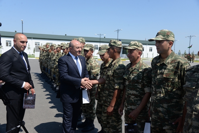 Nəsimi rayon ictimaiyyəti cəbhə bölgəsində Silahlı Qüvvələr gününü qeyd etdi