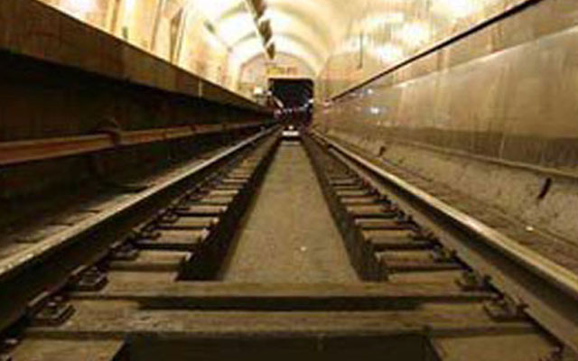 Bakı metrosunda kuryoz hadisə: maşinisti yuxu tutdu və…