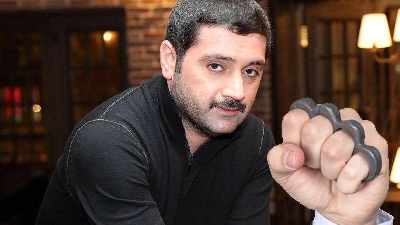 İzzət Bağırovun “köməkçi”sində beşbarmaq nə gəzirdi?