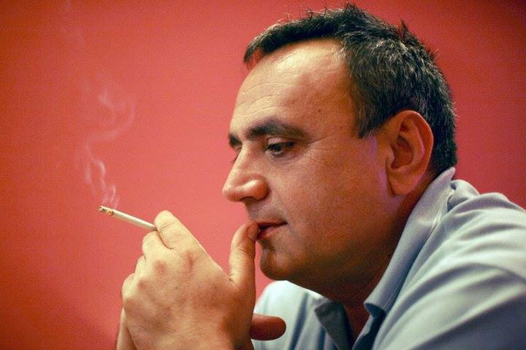 55 yaşlı əməkdar artistdən ETİRAF: “O xanımı 6 il sevdim, xəbəri olmadı” – VİDEO