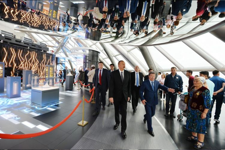 İlham Əliyev “EXPO 2017” sərgisində – FOTOLAR