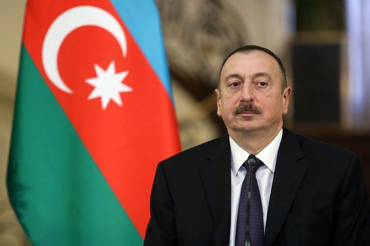 Prezident İspaniya Kralını təbrik edib