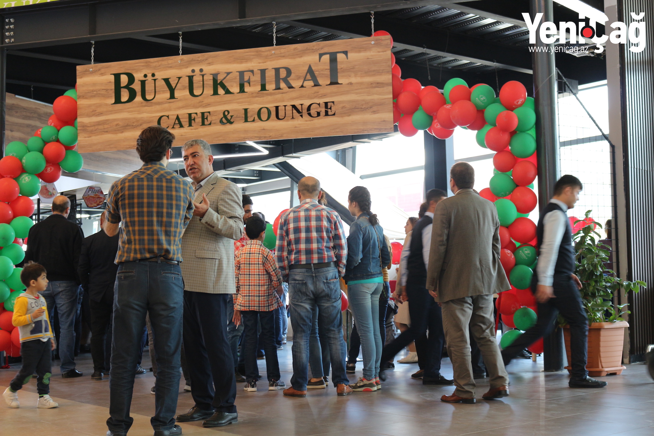 Bravo, Büyükfırat! – Daha bir şöbə Əhmədlidəki hipermarketdə açıldı – FOTOLAR