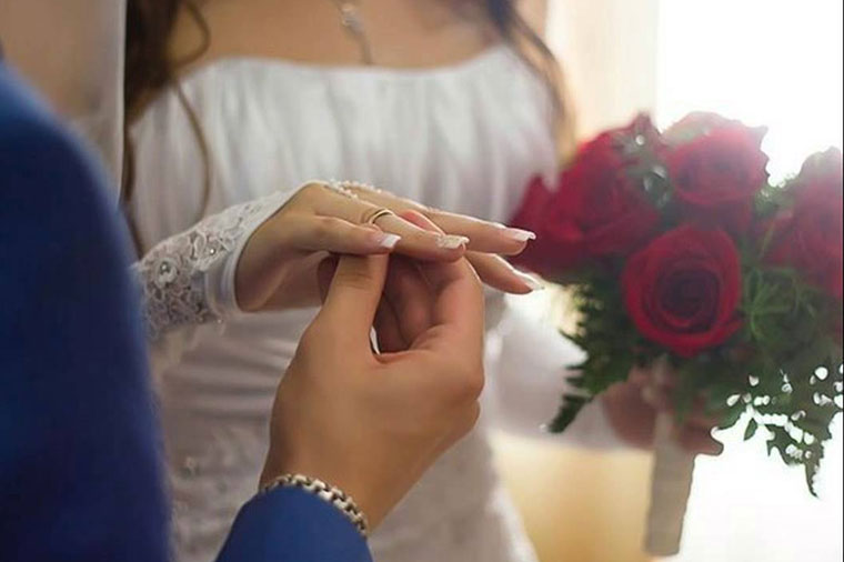 Azərbaycanlı aparıcı ikinci dəfə ərə gedir – FOTO