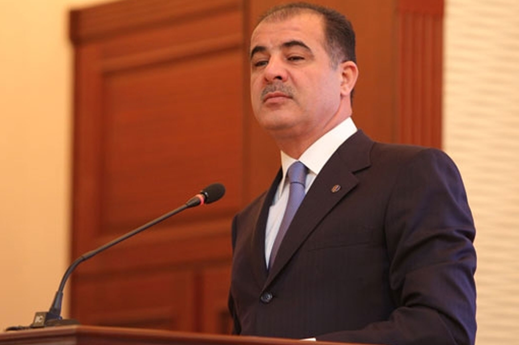 Elmar Vəliyev məktəb tikiləcək ərazini satıb? – Sakinlər iddia, icra başçısı isə təkzib edir – Fotolar