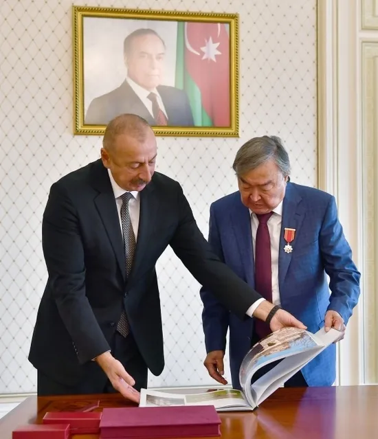 media-media-vstrecha-prezidenta-azerbaydzhana-ilkhama-alieva-s-olzhasom-suleymenovym-uz3bq2