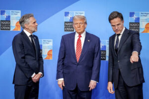 media-trumptan-24-saatlik-gozdagi-tarifeler-artacak-17543982306669_1