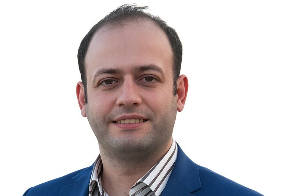Denisbustani1
