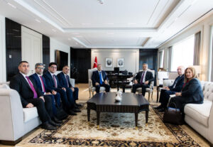 media-6925acd2922f66925acd2922f717640767546925acd2922f46925acd2922f5