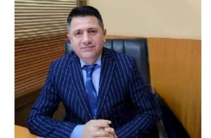 media-90991a42-0dc8-4df7-8978-b567c8d42e9c