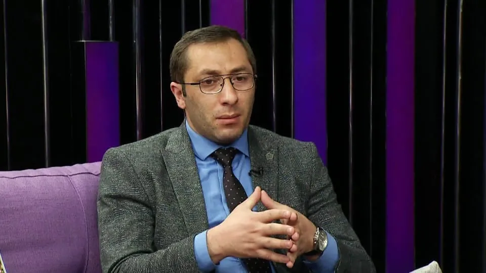 media-elcin-efendi