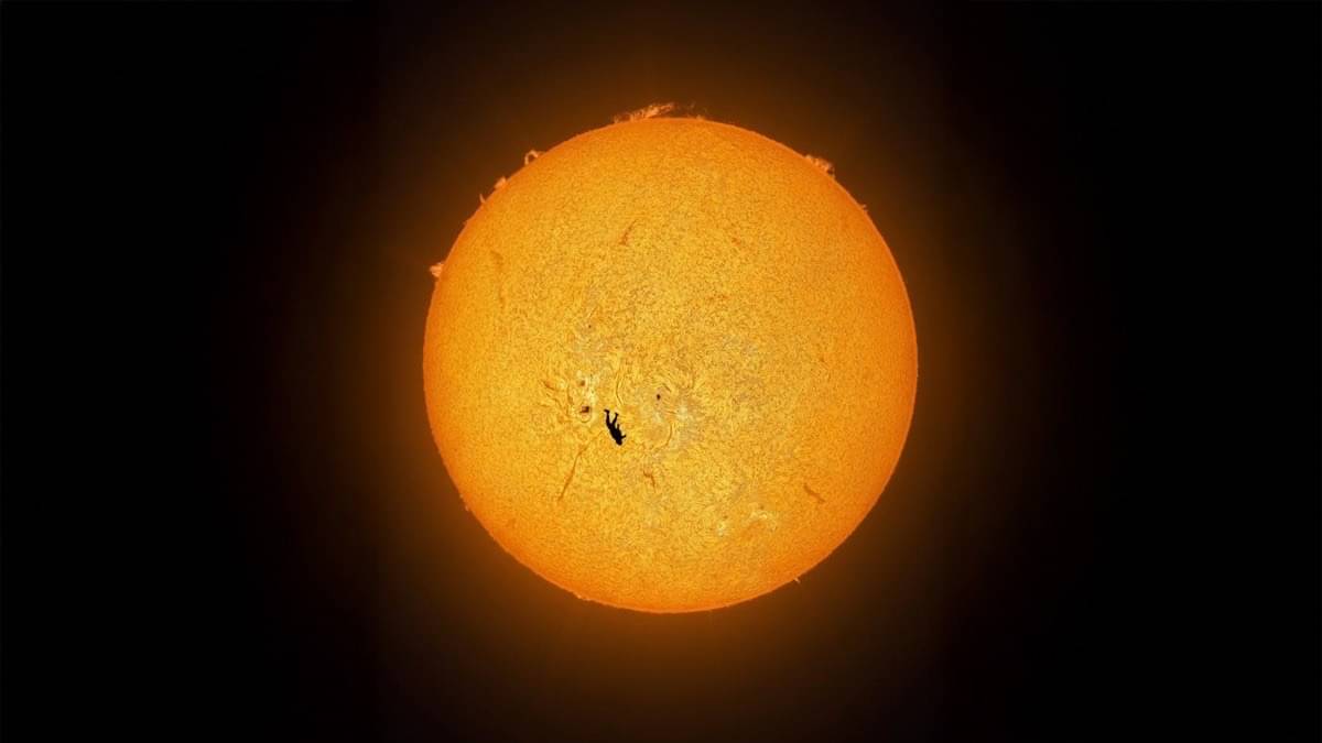 media-the-fall-of-icarus-photo-showing-man-in-free-fall-infront-of-sun-goes-viral-1763379198282-16_9