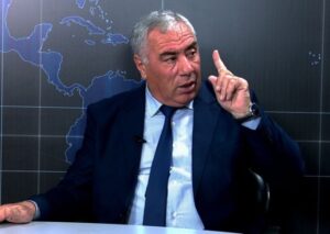 media-1635137722-1396837