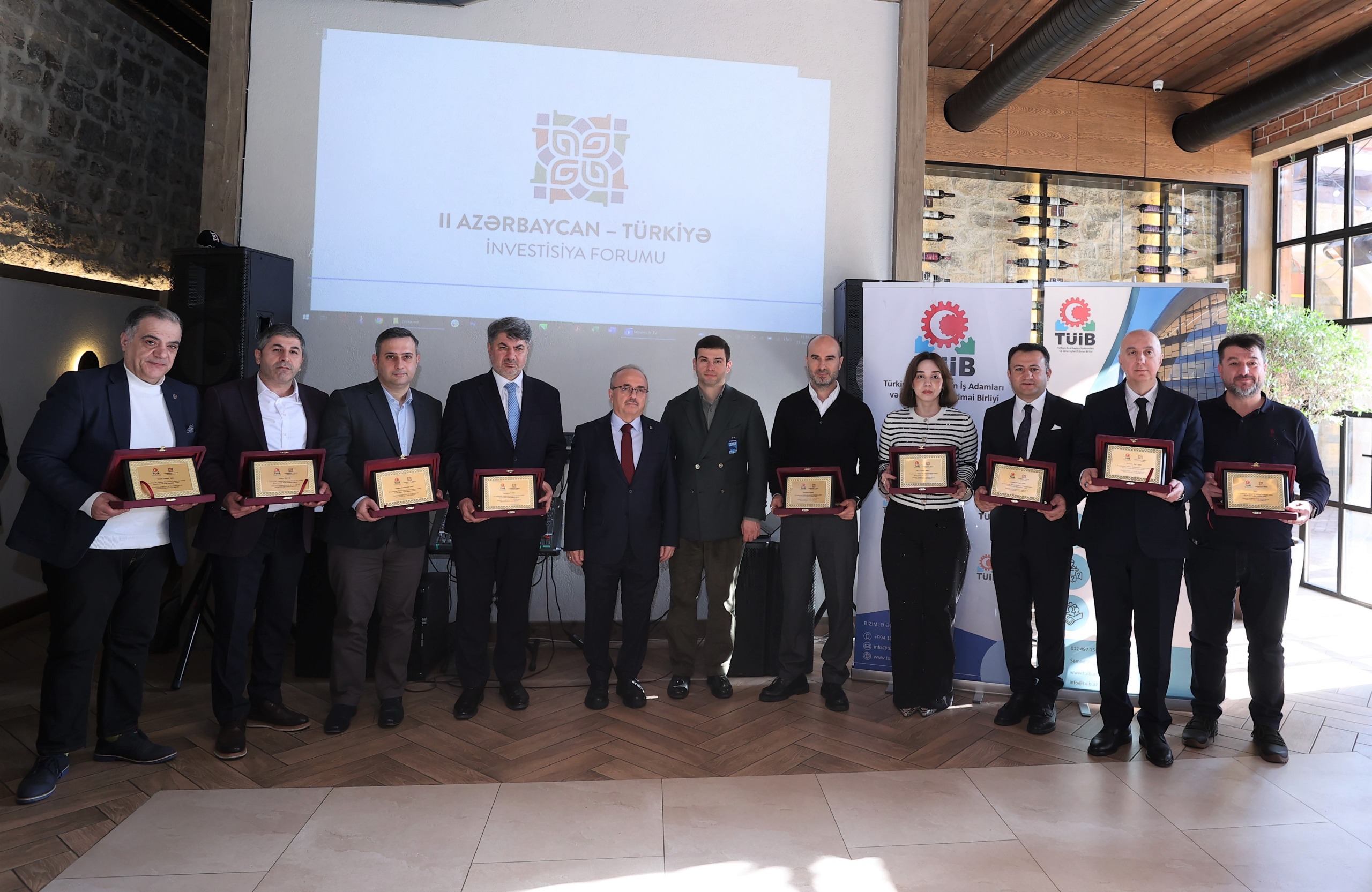 media-66e2e7b8-3e8d-4916-a610-b6783b1461ac