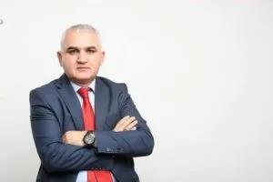 media-media-img_2410-3wu06k-300x200