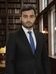 media-media-whatsapp-image-2025-11-12-at-16-22-30-c80frn-229x300