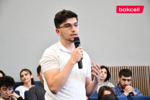 media-b1