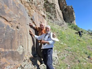 media-1780401916_ilandagh_yazi_2