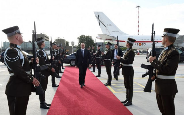 İlham Əliyevin Latviyaya səfəri başa çatıb