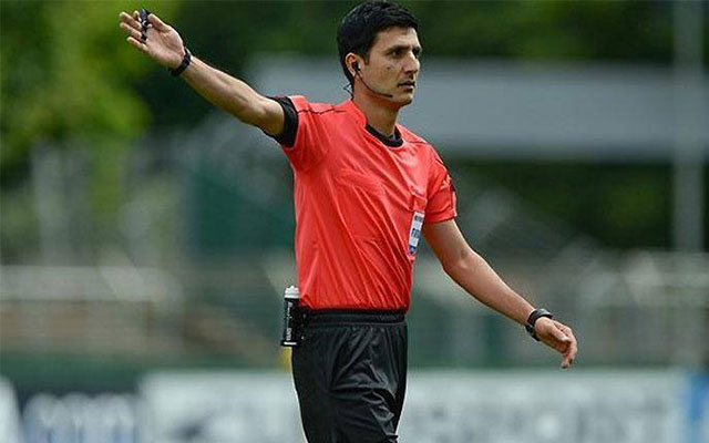 Əliyar Ağayevdən “Mançester Siti”nin futbolçusuna “qırmızı” – “Barselona” ilə oyunda