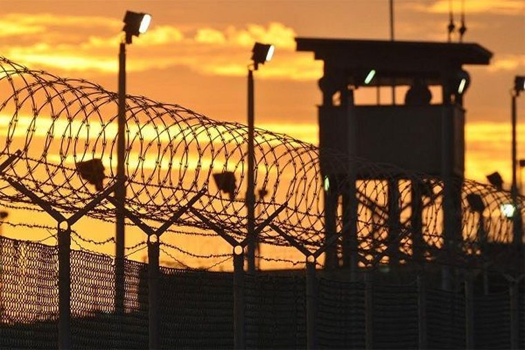 Bakıdan qatarla Şirvana aparılan məhbuslar qaçdı