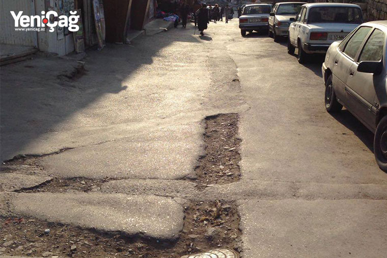 “8-ci km bazarı”nda gərgin anlar – Köşklər söküldü – FOTOLAR