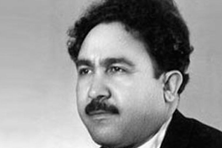İslam Səfərlinin barelyefi oğurlandı