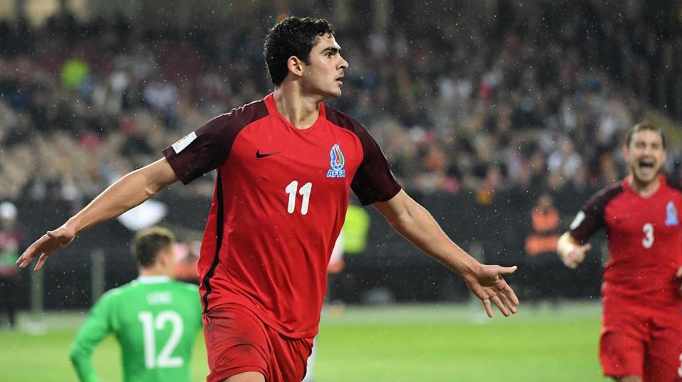 Azərbaycanlı futbolçuya görə daha 40 min dollar ödədilər