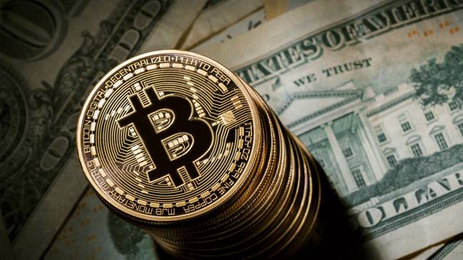 Uşağının adını “Bitcoin” qoydu