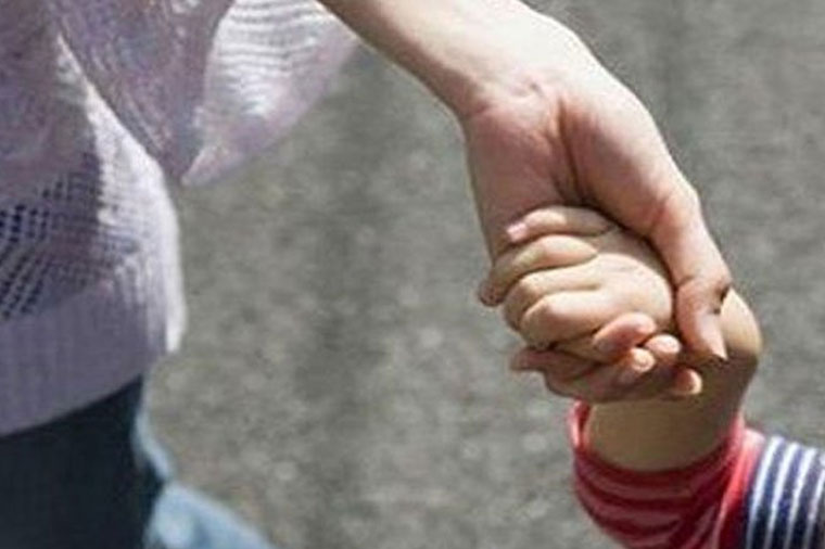 Yük maşını ana və iki uşağını vurdu