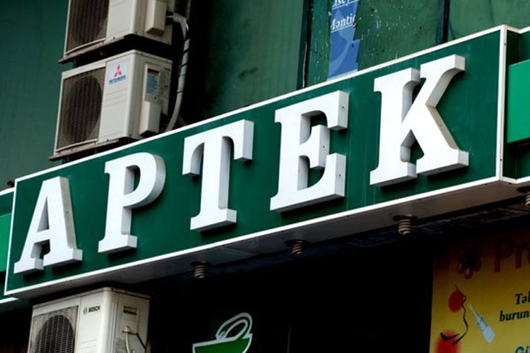 Aptek işçisi döyüldü – Sumqayıtda