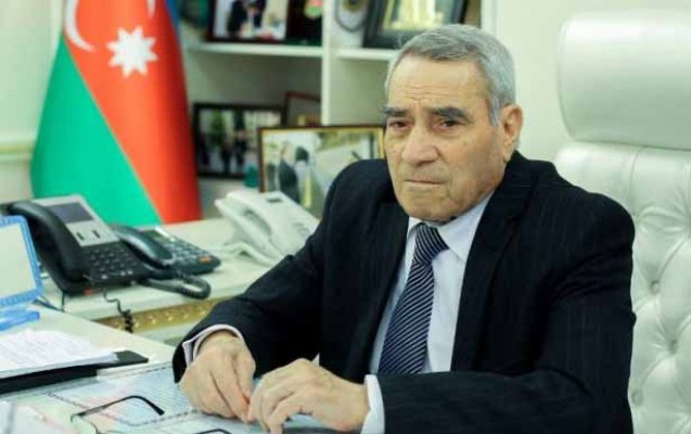 İntim videosu yayılan şagird sabiq nazirin nəvəsi imiş İntim videosu yayılan şagird sabiq nazirin nəvəsi imiş