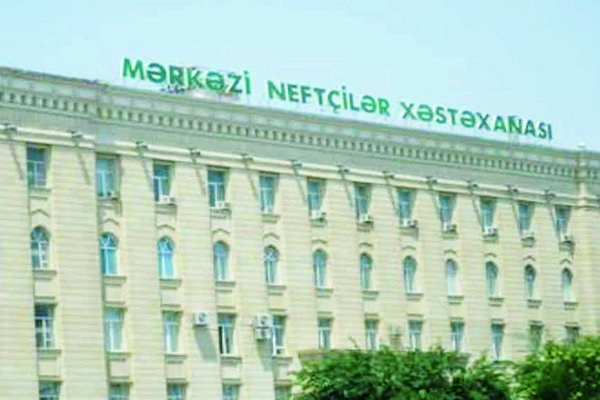 Nazir baş həkimi işdən çıxardı