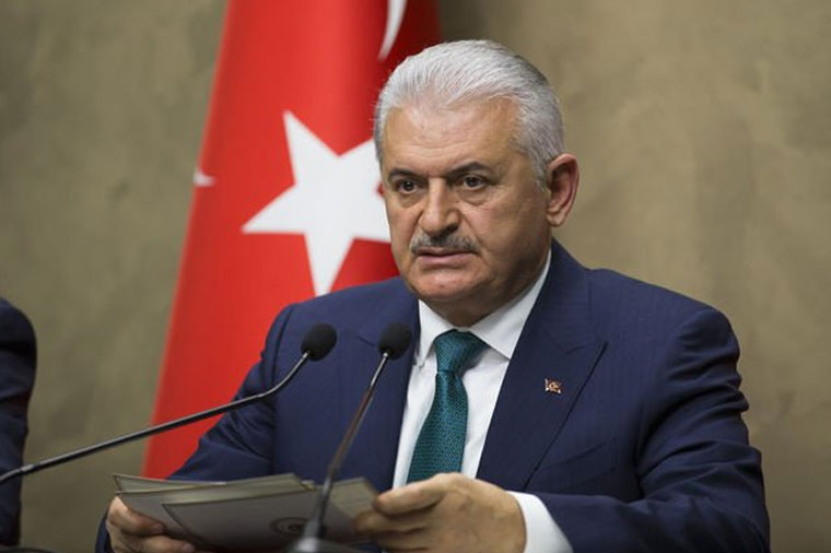 Türkiyə parlamentinə sədr seçildi