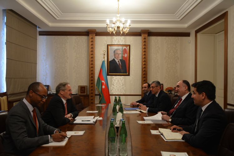 Elmar Məmmədyarov ABŞ səfiri ilə görüşdü