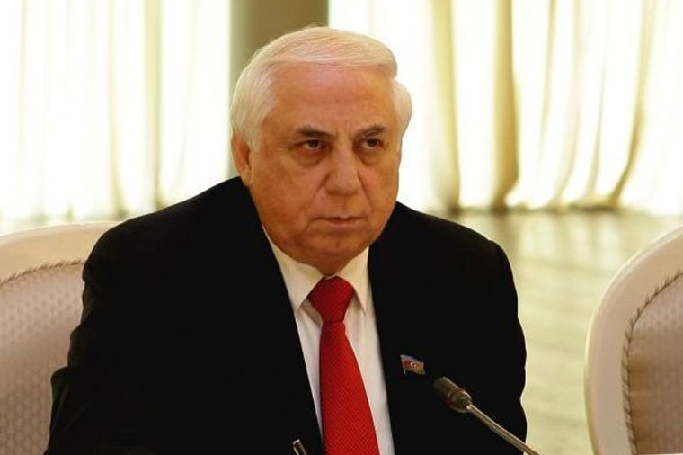 “Ailələrin dağılmasının səbəbi Feysbukdur” – Hadi Rəcəbli