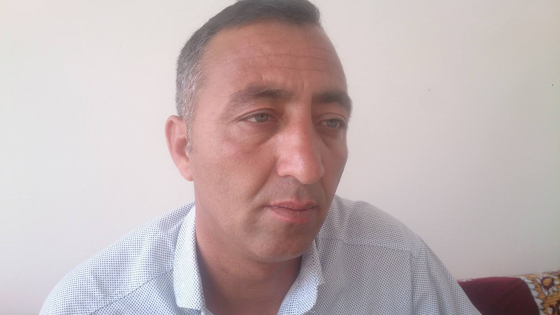İcra başçısının döydüyü vətəndaş: “Şəhidimin goruna söyüb, qırdığı burnum üçün…”