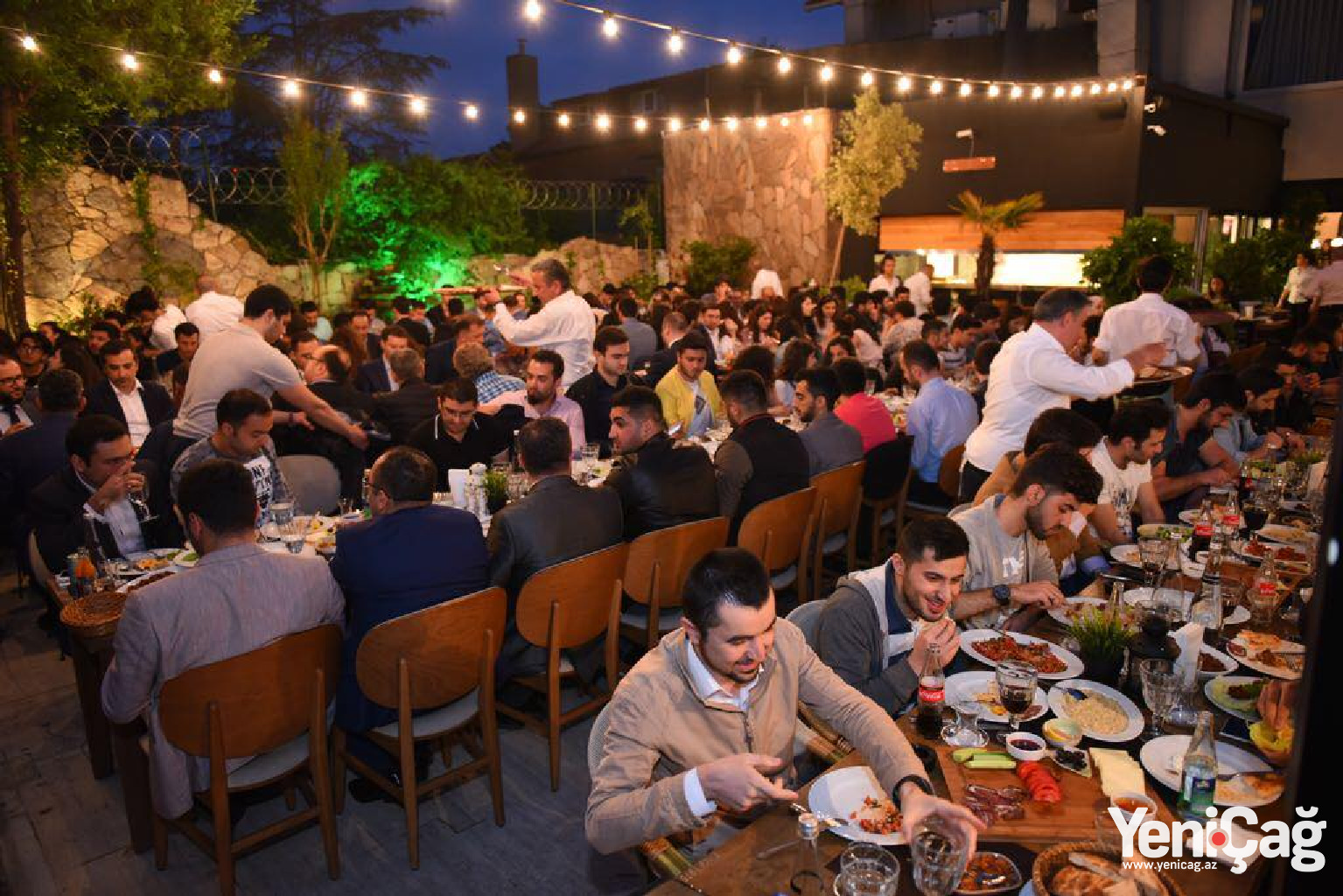 “Palmali”dən Azərbaycanın 100 illiyinə həsr olunan iftar süfrəsi – İstanbulda – FOTOLAR