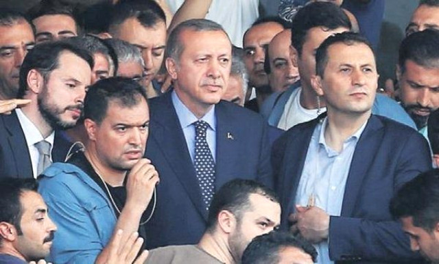 Ərdoğan sui-qəsdən belə xilas oldu – VİDEO