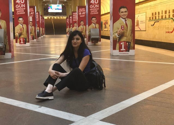 Metropolitendən qatar yolunda şəkil çəkilməsinə rəsmi açıqlama – FOTO