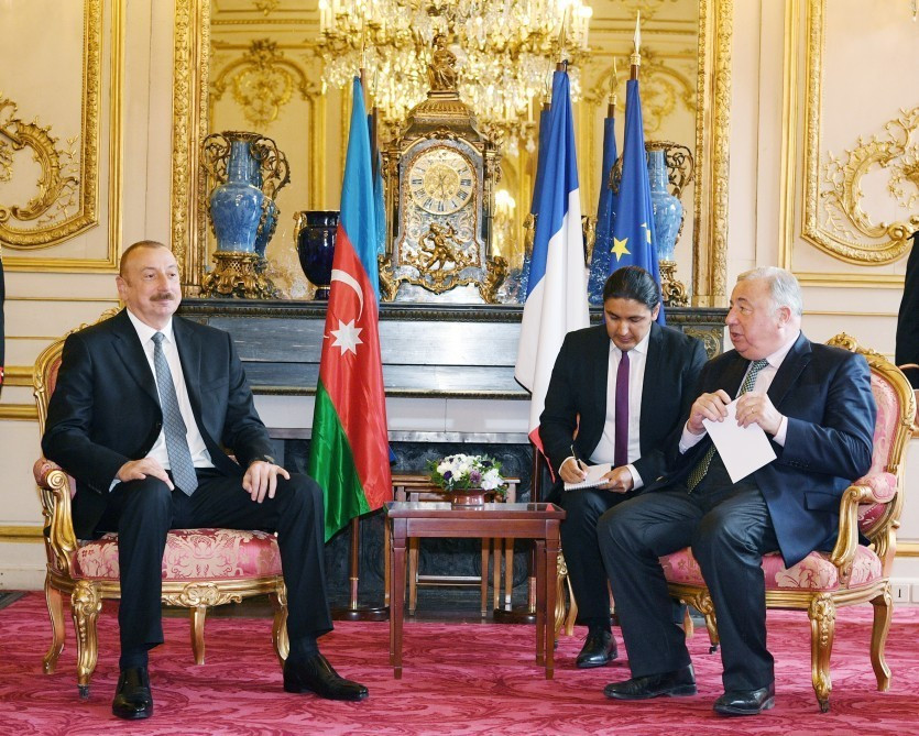 İlham Əliyev Fransa Senatının sədri Jerar Larşe ilə görüşdü