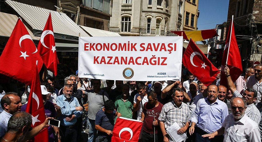 Dolların yandırılmasına qarşı çıxan din xadimi: “ALLAH” sözü var – VİDEO