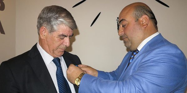 Ramiz Cəfərova “Azərbaycanın Qüruru” Ordeni təqdim edildi