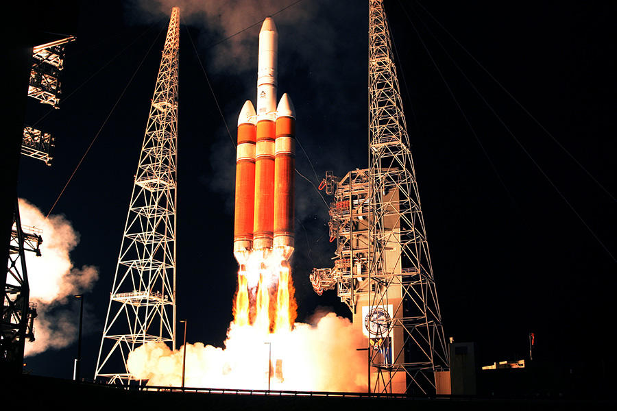 NASA 1,5 milyardlıq peykini Günəşə göndərdi