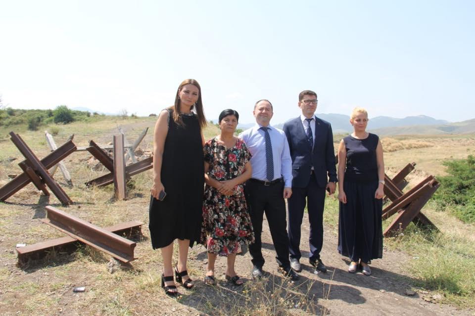 Rumıniya səfiri Tovuzun Ermənistanla sərhəd kəndində – FOTO